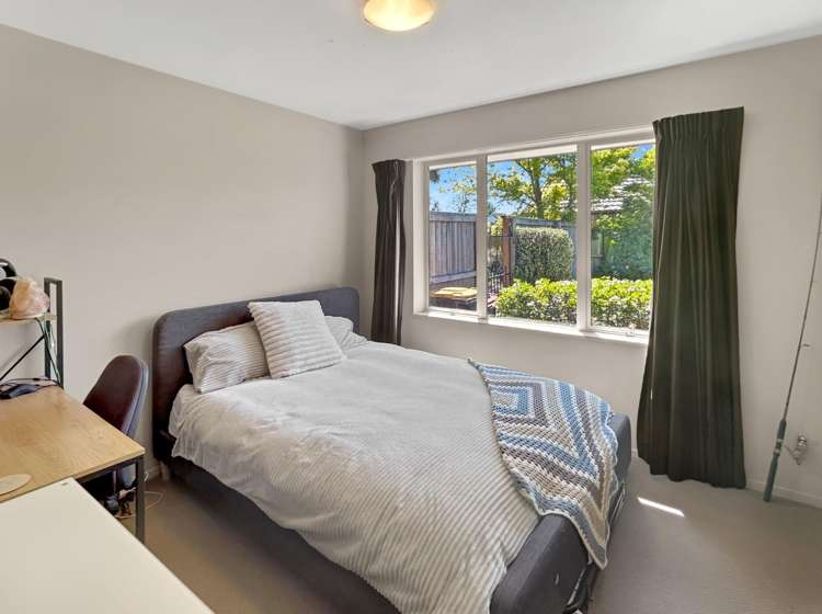 24 John Campbell Crescent 1454_7