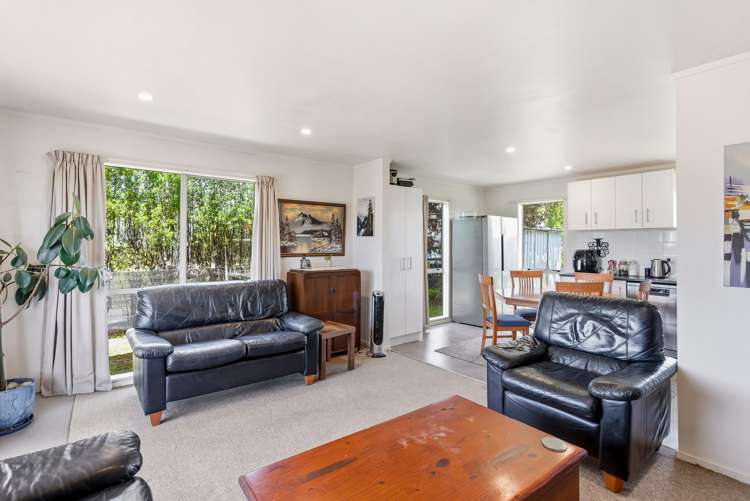 2 Cargill Street Levin_15