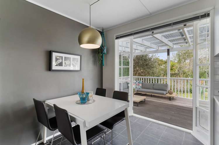 111 Awaroa Road Helensville_18