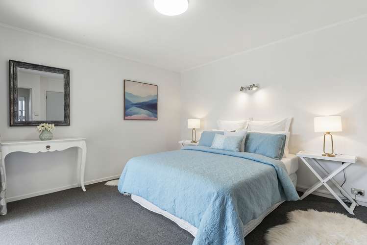 1/26a Eastern Beach Road Eastern Beach_9