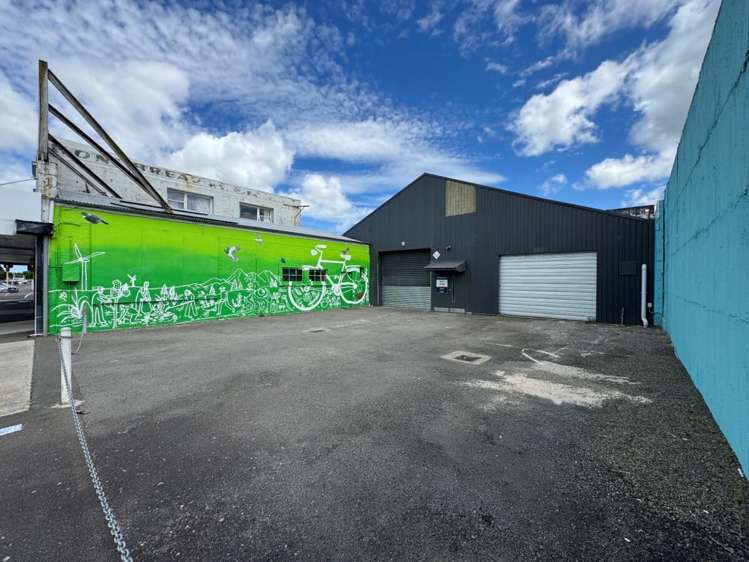 137-151 Cuba Street_0