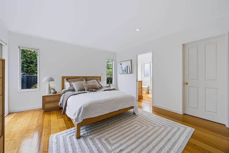 3A The Circle Manly_10