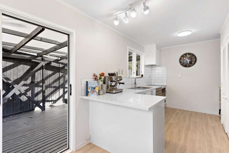 3A Aralia Road Sunnynook_6