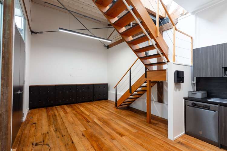 Part Level 2/125 The Strand Parnell_12