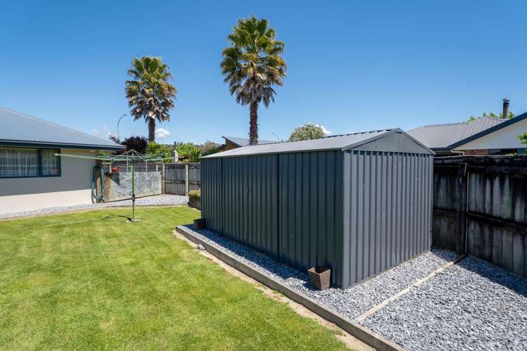 2 Mayer Crescent Wakefield_26