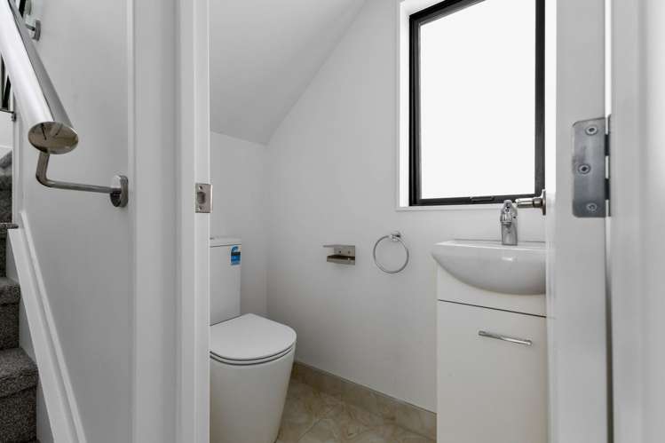 10D Pax Avenue Forrest Hill_10