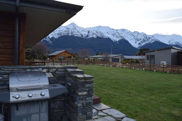 11 Pigeon Place Glenorchy_3