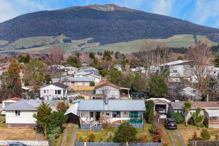 25 Te Takinga Street Turangi_19
