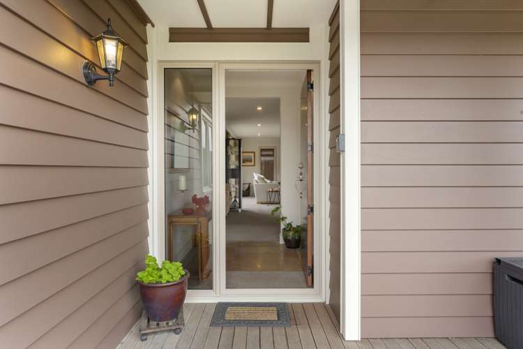 2 Harry Close Papamoa_5