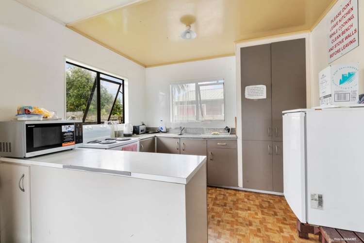 4092 Great North Road Glen Eden_7