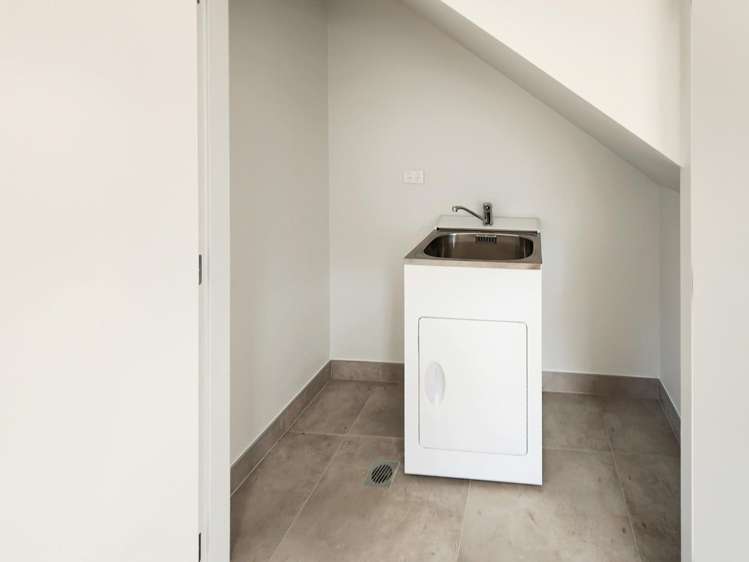 D/6 Russell Street 1371_10