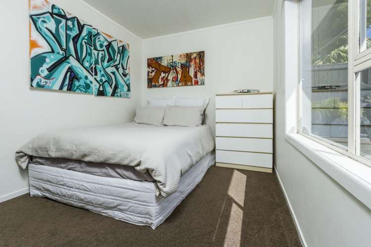 7 Paris Place Birkenhead_15