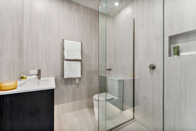 32 Sandpiper Avenue Point Wells_18