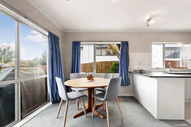 45a Kelwyn Road Kelston_4