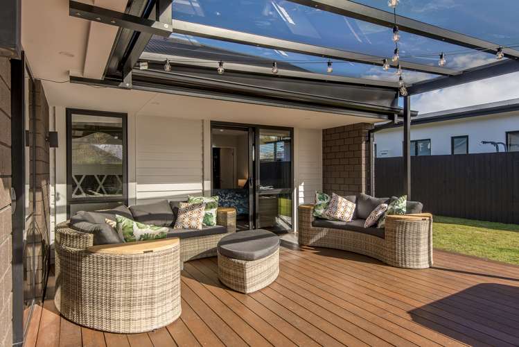 10 Kohunga Crescent Bottle Lake_15