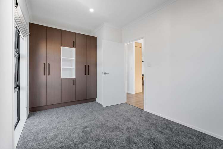 2/42 Balmerino Crescent Pukete_5