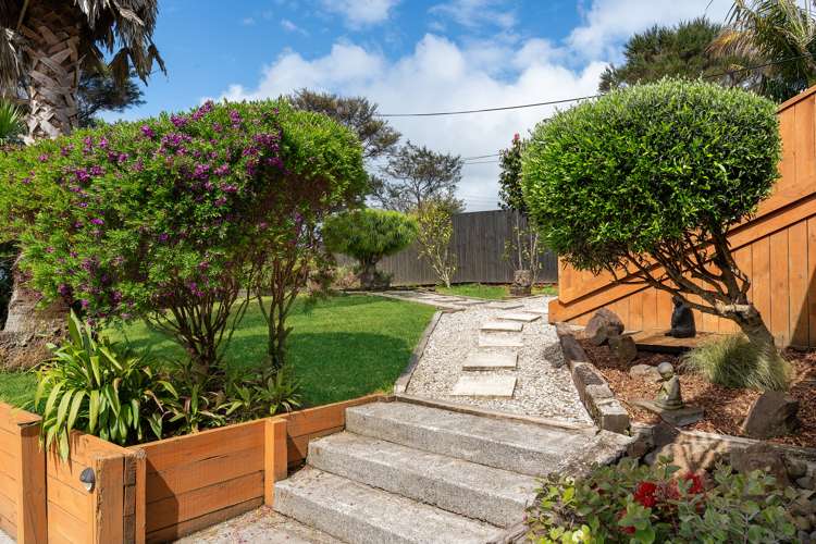 673 Huia Road Parau_5