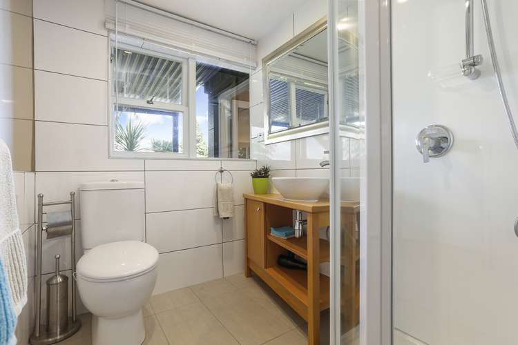 27 Takahe Road Titirangi_15