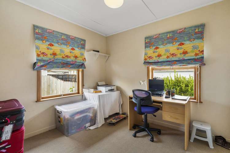21 Russell Road Fairy Springs_7