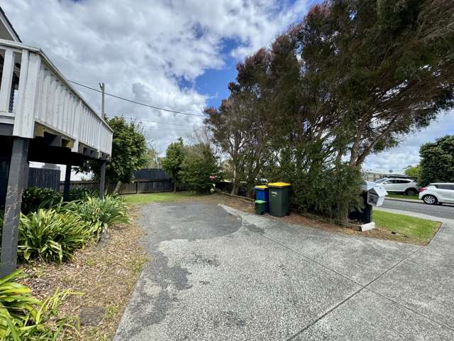 1/47 Totara Road Te Atatu Peninsula_2