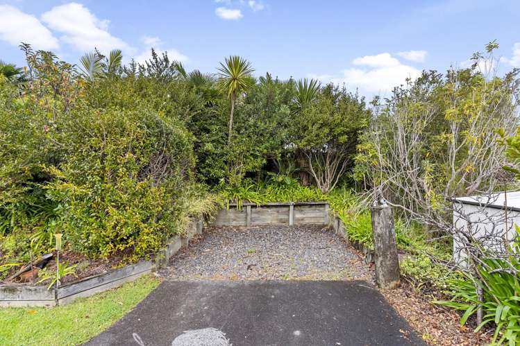 6 Araminta Place Beachlands_24