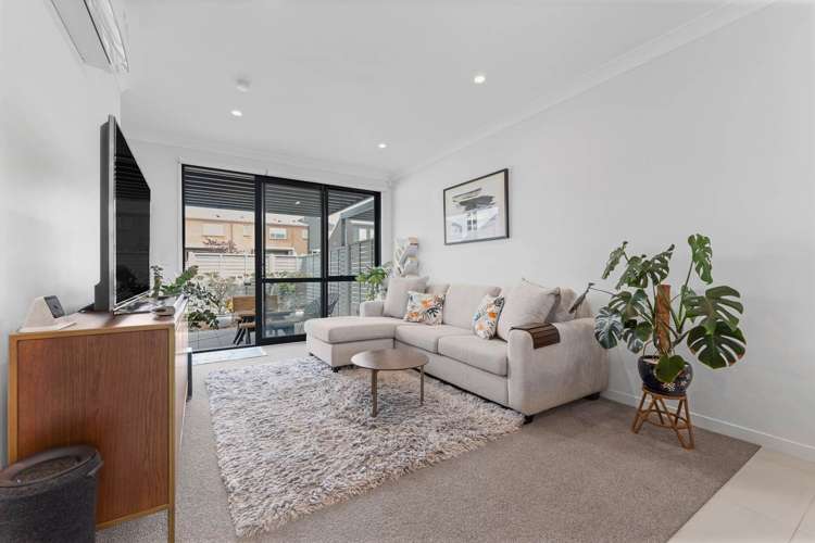 16 Whimbrel Road Flat Bush_6