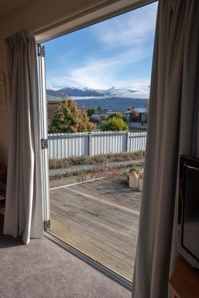 18 Govan Drive Te Anau_1