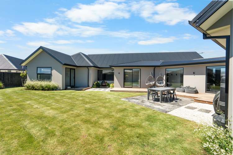 10 Snow Cup Close Lincoln_35