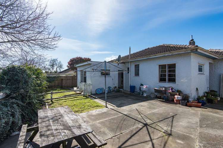 30 Jenner Road Toi Toi_14