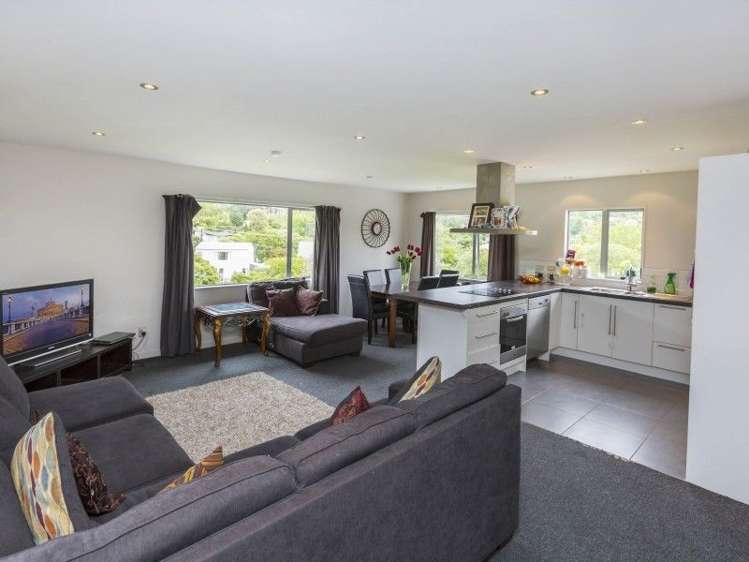 33 Forest Road Pinehaven_3