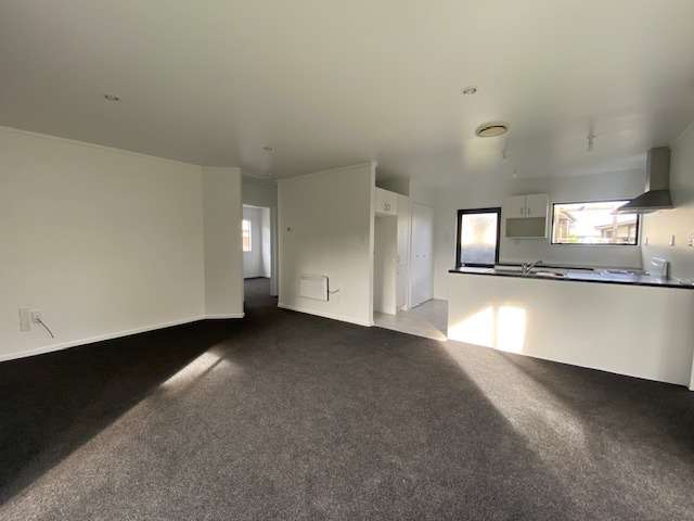 1216a Norfolk Crescent 10490_3