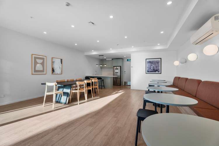 410/1817A Great North Road Avondale_23