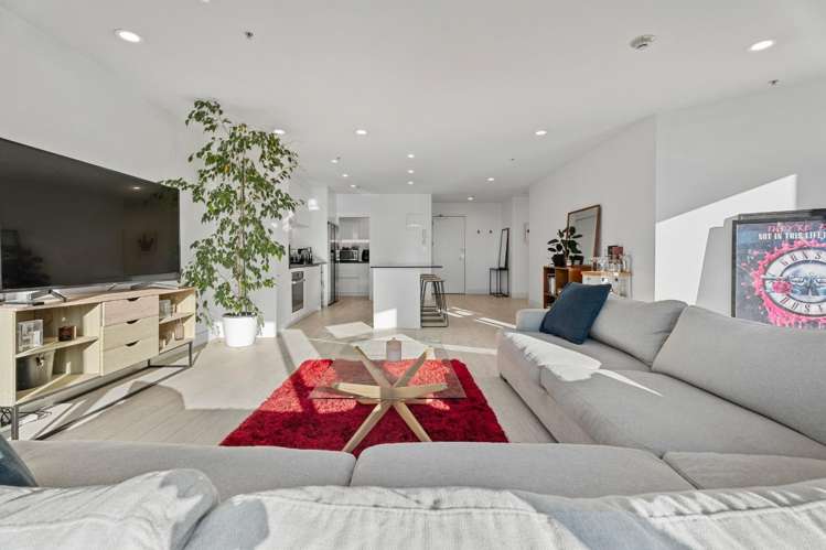 8h/205 Hobson Street Auckland Central_6