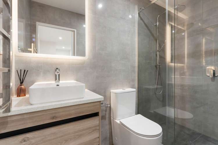 82 Joseph Street Flat Bush_19