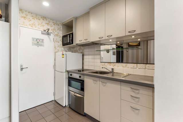 1210/17 Amersham Way Manukau_4