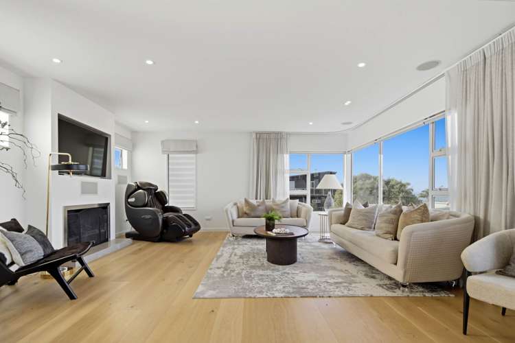 62 Seaview Road Castor Bay_12