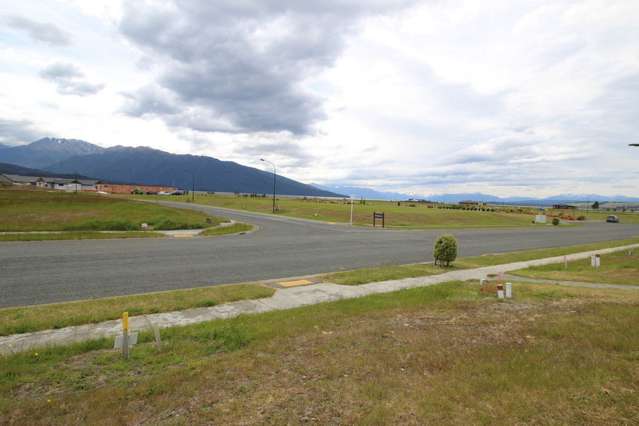 30 Pounamu Drive Te Anau_2