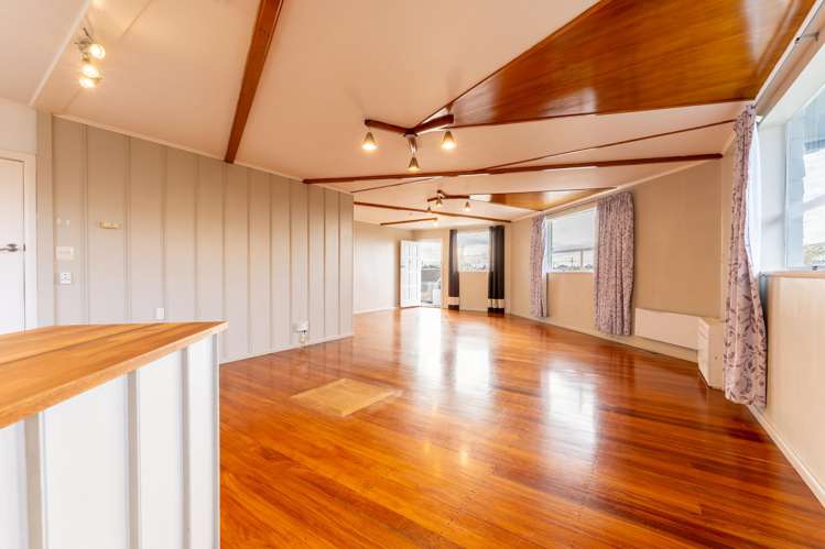 42 Tawa Street Glenwood_27