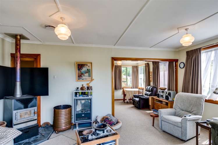 934 Oliphant Road Raureka_12