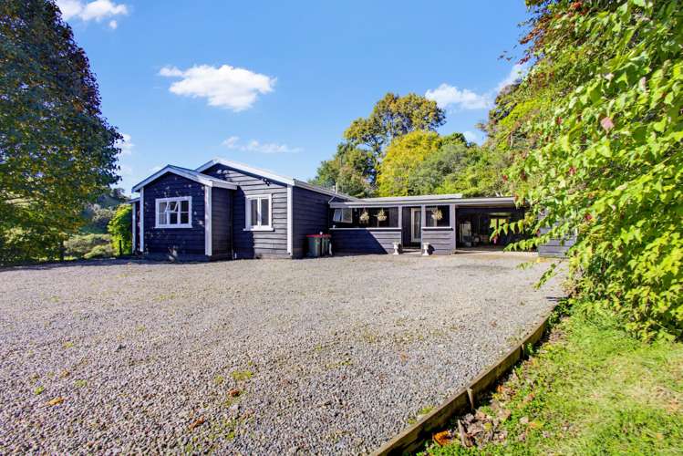 822 Motukawa Rd Inglewood_30