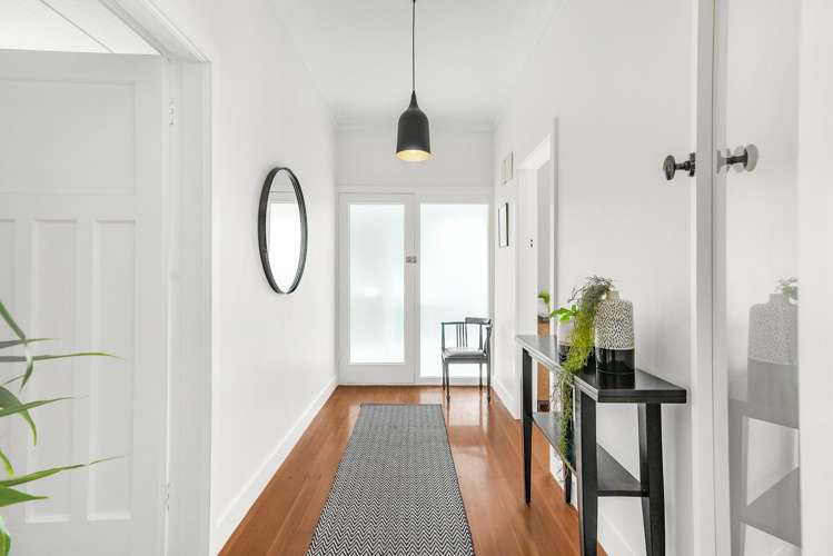 14 Ava Street Petone_11