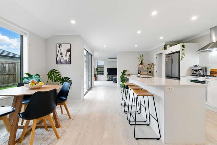 7 Kaiora Drive Papamoa_3