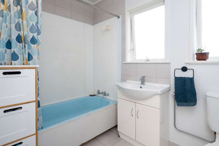 7 Henley Crescent Pirimai_13