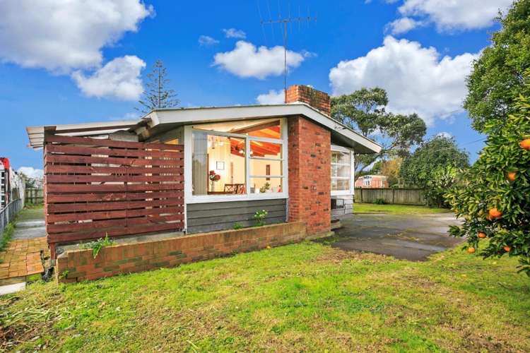 235 Lake Road Northcote_17