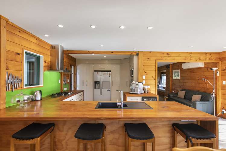 85 Awanui Rise Papakura_20