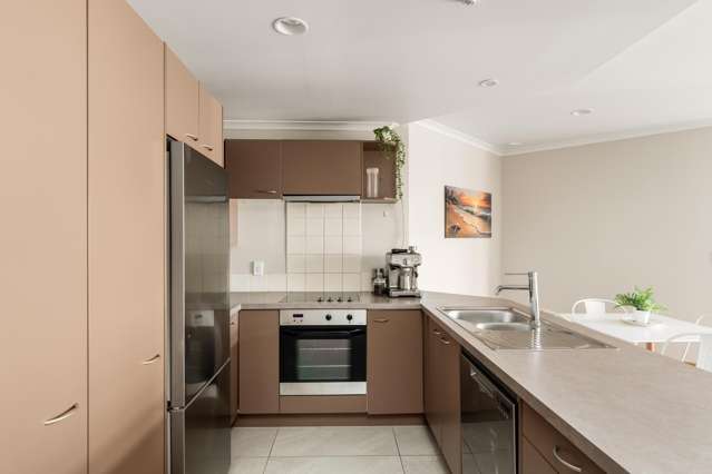 25/281 Maunganui Road Mount Maunganui_3