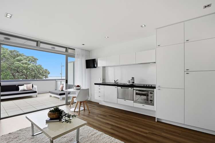 7/6 Beach Front Lane_5