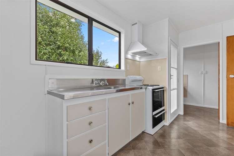 2/9 Hydra Place Glen Eden_5