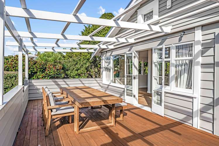 131 Bassett Road_5