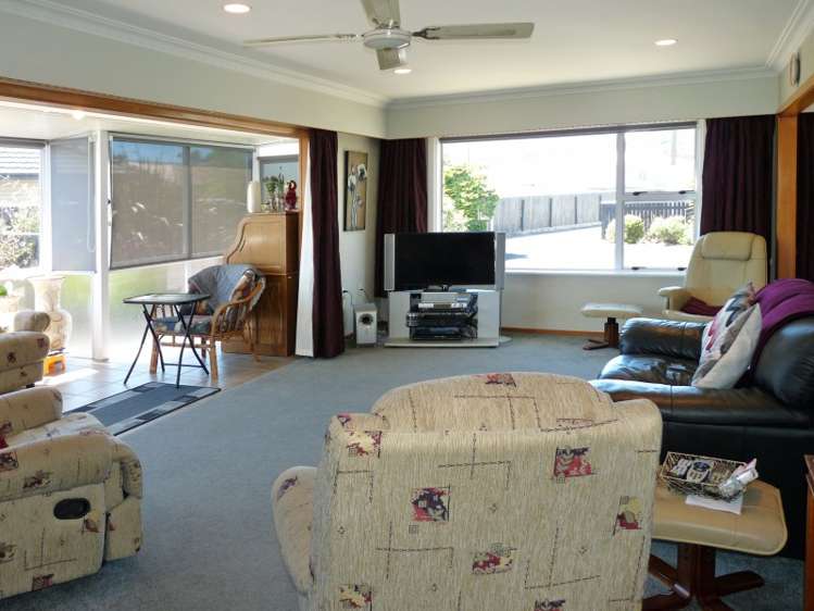 12 Reeves Street Stoke_8